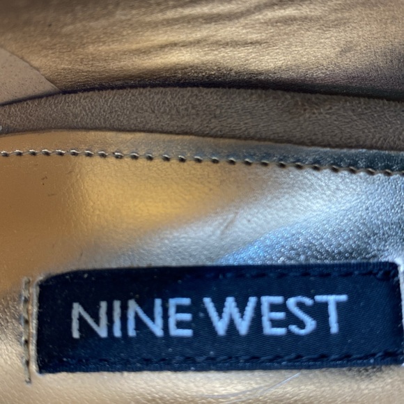 Nine West Tunips Woman’s Heels Barely Nude Rhinestone Detailing Size 10M - Picture 2 of 15